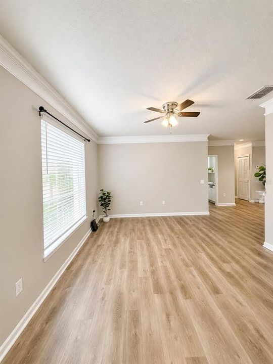 En Venta: $235,900 (2 camas, 2 baños, 1076 Pies cuadrados)