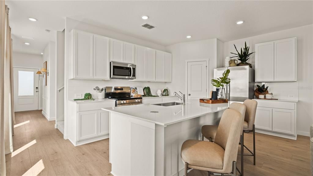 En Venta: $519,990 (5 camas, 3 baños, 2601 Pies cuadrados)