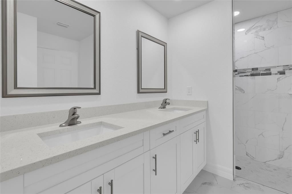 En Venta: $339,900 (3 camas, 2 baños, 1310 Pies cuadrados)