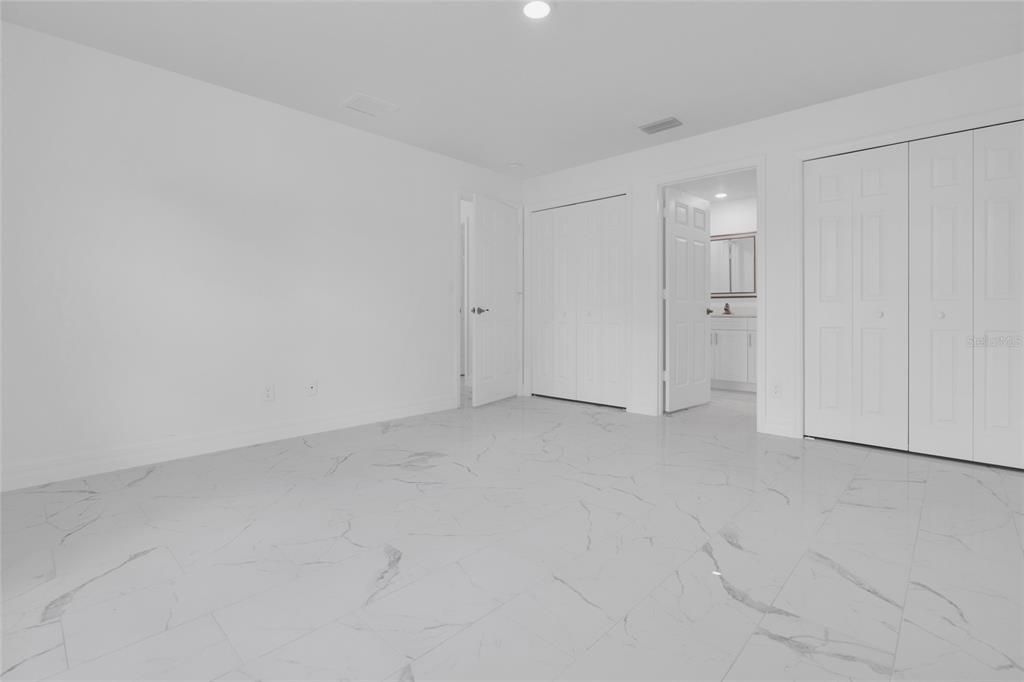 En Venta: $339,900 (3 camas, 2 baños, 1310 Pies cuadrados)