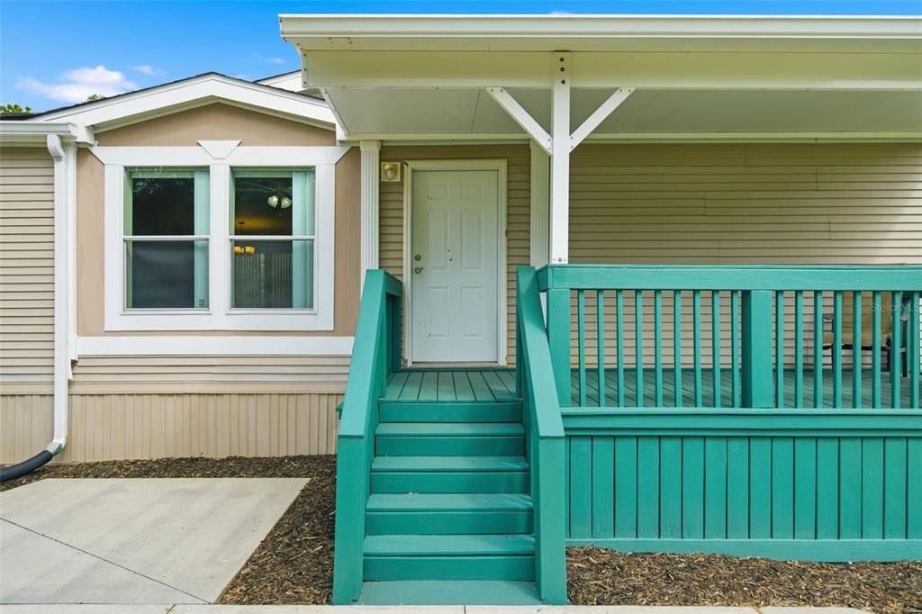 На продажу: $299,000 (4 спален, 2 ванн, 1800 Квадратных фут)