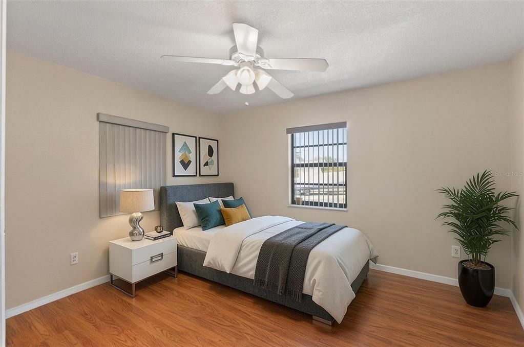 For Sale: $515,000 (5 beds, 3 baths, 1948 Square Feet)