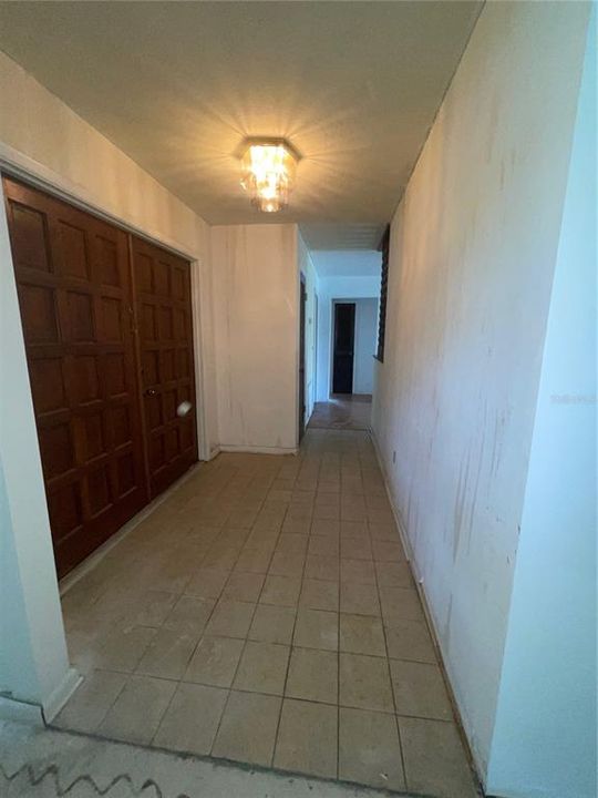 En Venta: $422,000 (3 camas, 2 baños, 1705 Pies cuadrados)