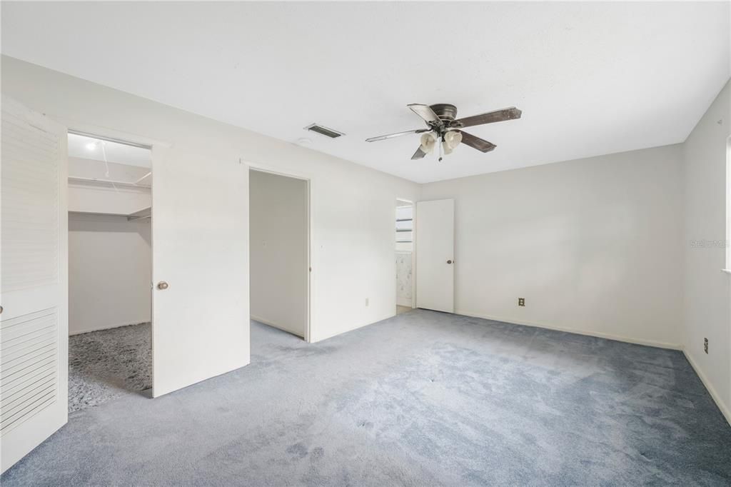 For Sale: $270,000 (3 beds, 2 baths, 1781 Square Feet)