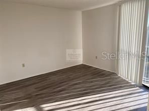 В аренду: $1,700 (2 спален, 2 ванн, 960 Квадратных фут)