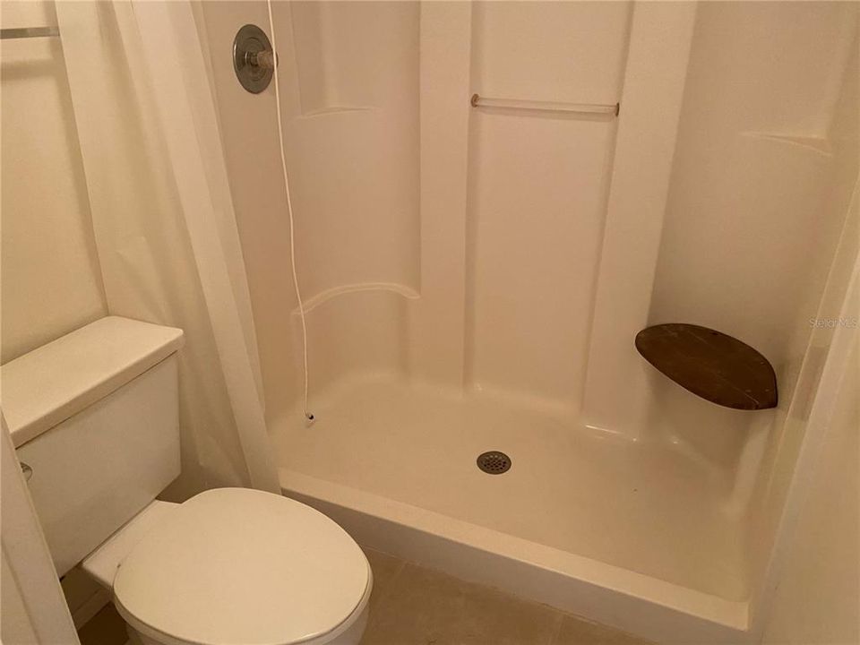 В аренду: $1,700 (2 спален, 2 ванн, 960 Квадратных фут)
