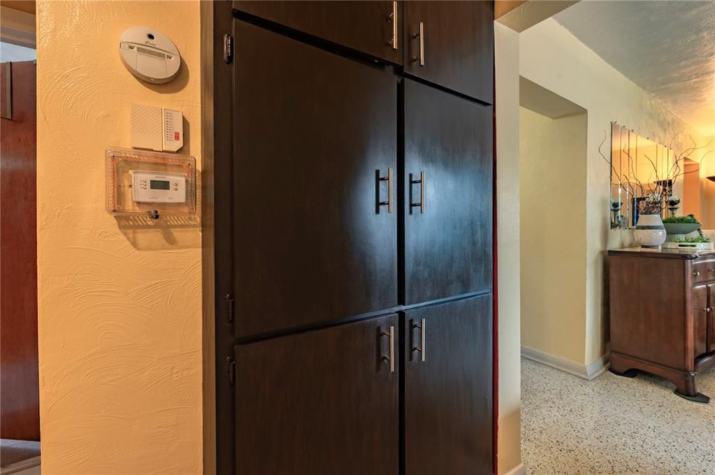На продажу: $458,000 (4 спален, 2 ванн, 2086 Квадратных фут)