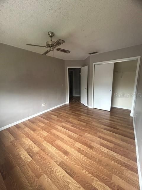В аренду: $1,695 (2 спален, 1 ванн, 1061 Квадратных фут)