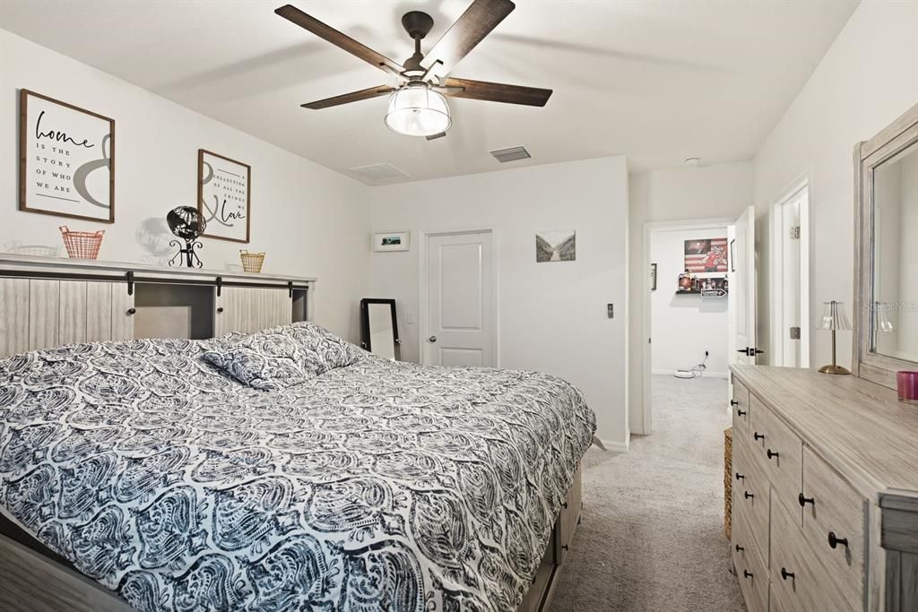 В аренду: $2,595 (3 спален, 2 ванн, 1758 Квадратных фут)