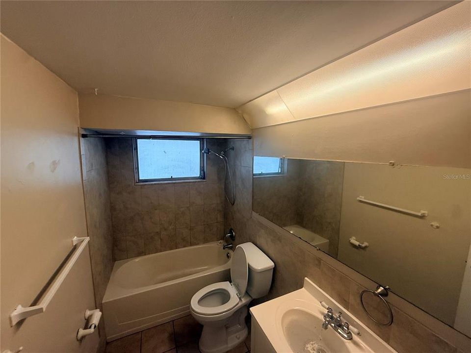 En Renta: $1,400 (2 camas, 2 baños, 1037 Pies cuadrados)