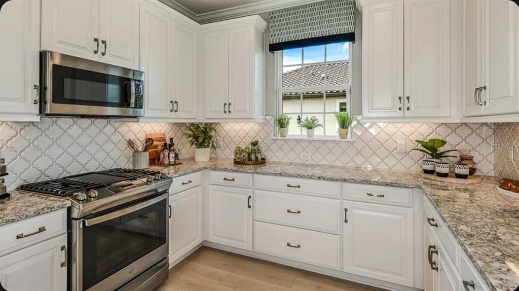 For Sale: $668,619 (3 beds, 2 baths, 1925 Square Feet)
