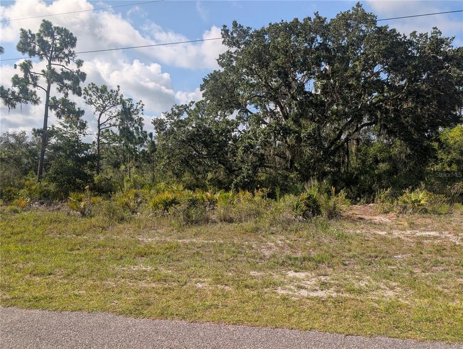 На продажу: $16,900 (0.50 acres)