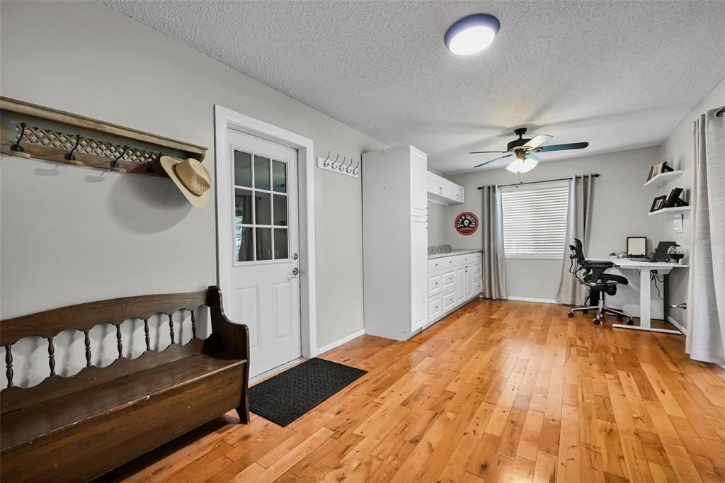 Activo con contrato: $379,000 (2 camas, 2 baños, 1420 Pies cuadrados)