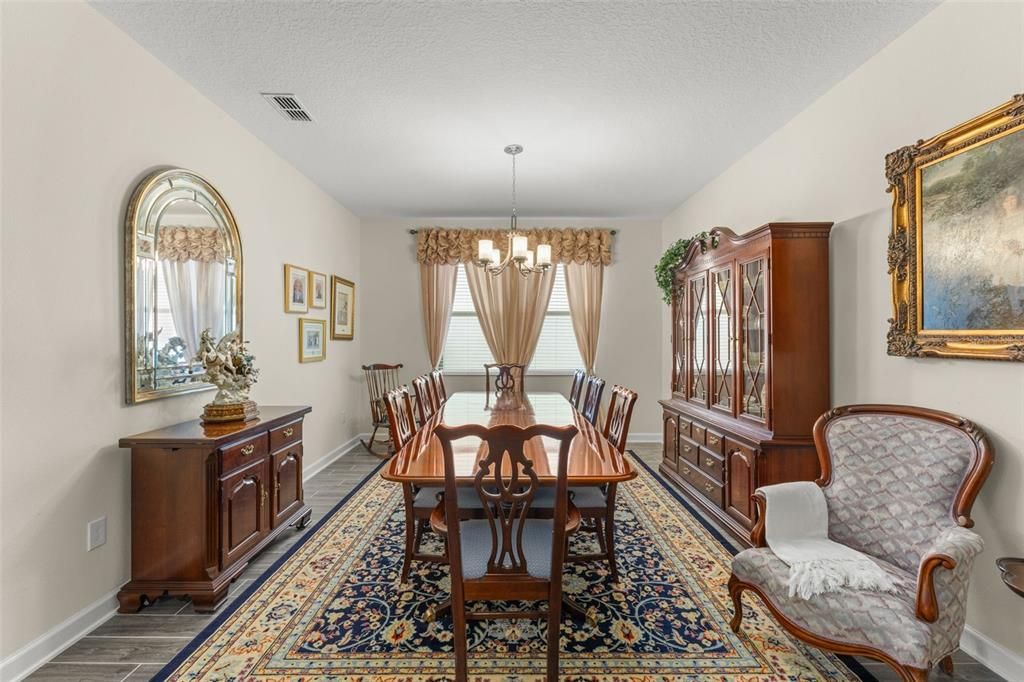 Active With Contract: $559,000 (4 beds, 3 baths, 2655 Square Feet)