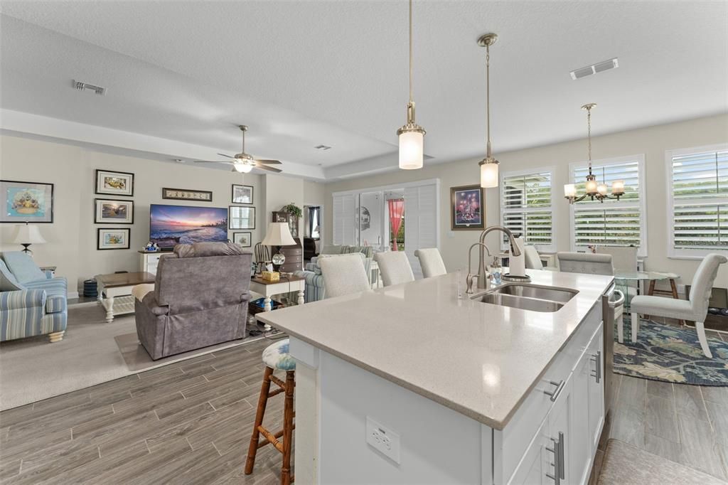 Active With Contract: $559,000 (4 beds, 3 baths, 2655 Square Feet)