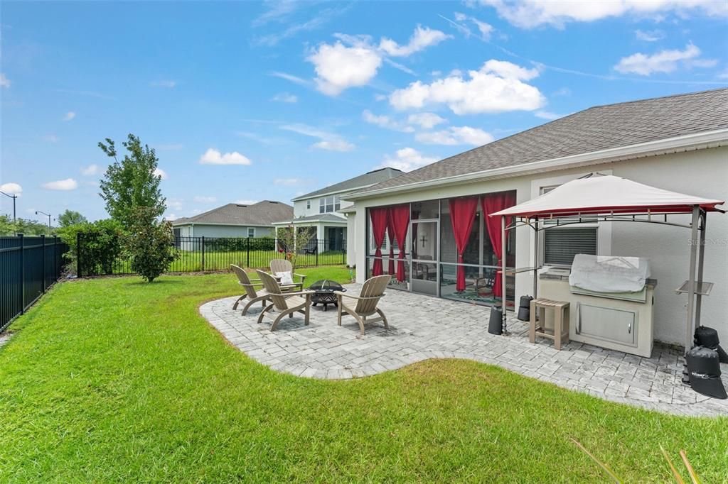 Active With Contract: $559,000 (4 beds, 3 baths, 2655 Square Feet)