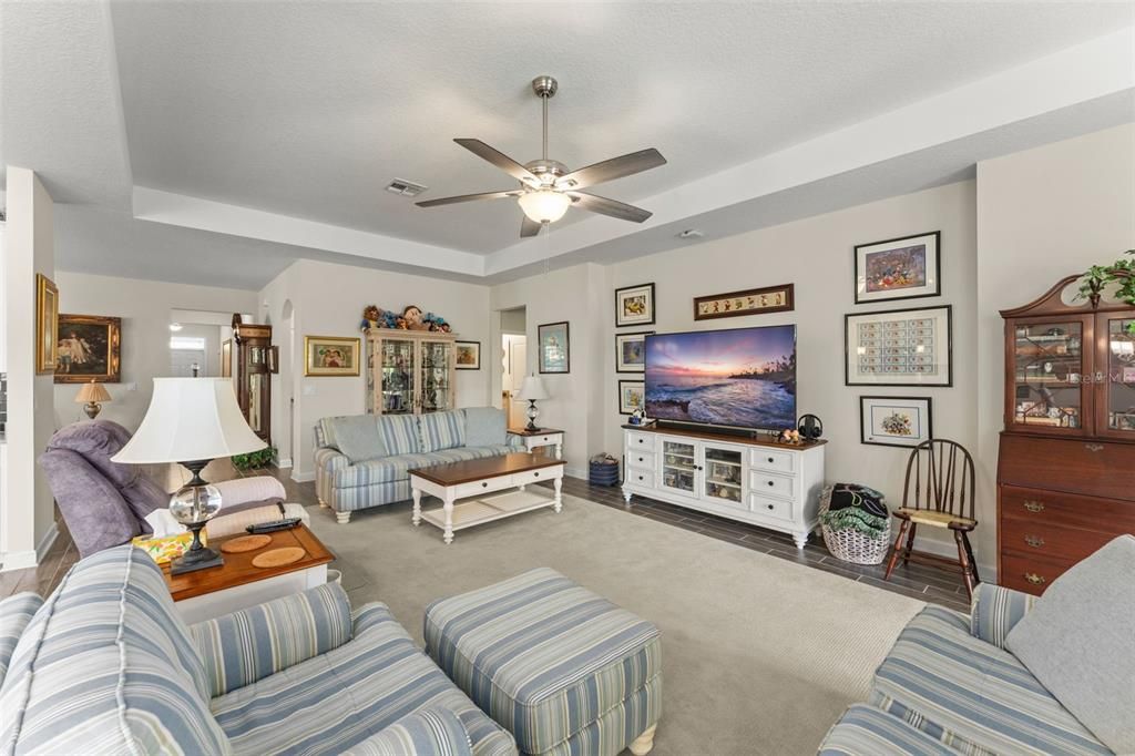 Active With Contract: $559,000 (4 beds, 3 baths, 2655 Square Feet)