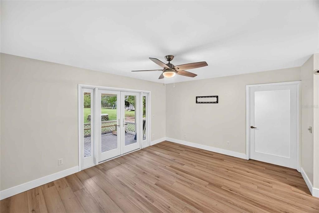 For Sale: $619,900 (3 beds, 2 baths, 1712 Square Feet)