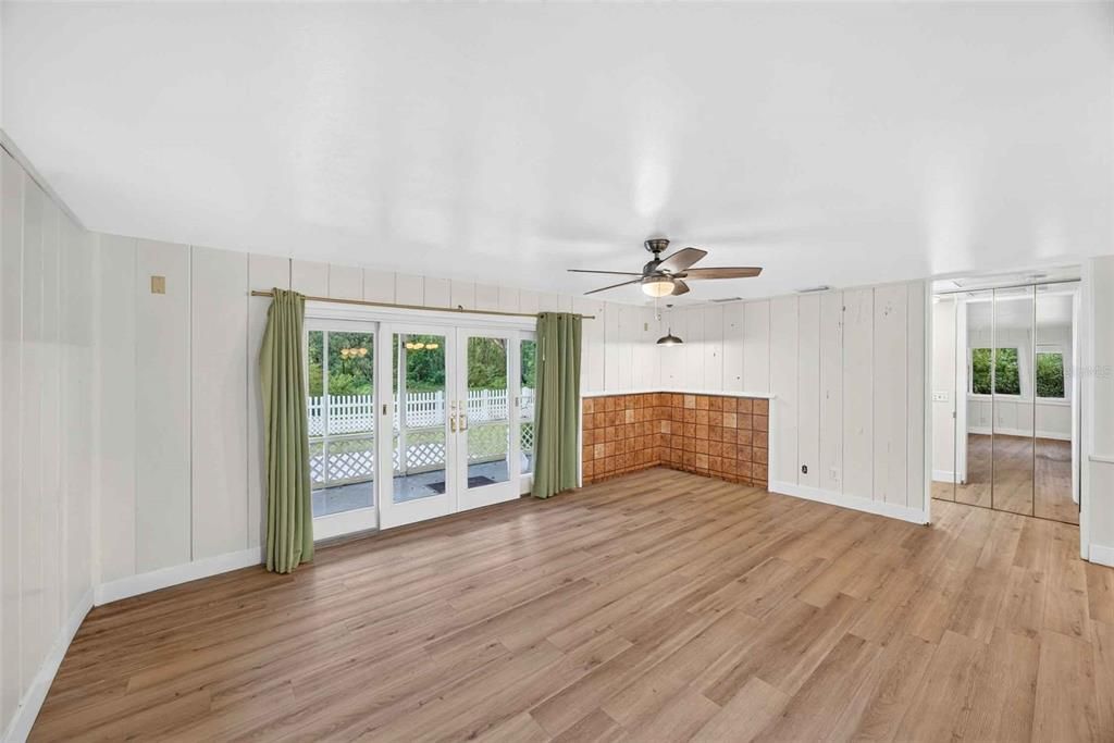 For Sale: $619,900 (3 beds, 2 baths, 1712 Square Feet)