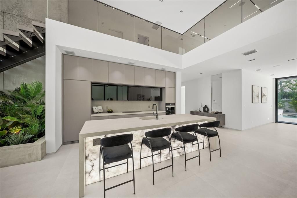 For Sale: $5,995,000 (5 beds, 5 baths, 5270 Square Feet)