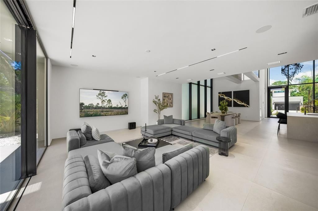For Sale: $5,995,000 (5 beds, 5 baths, 5270 Square Feet)