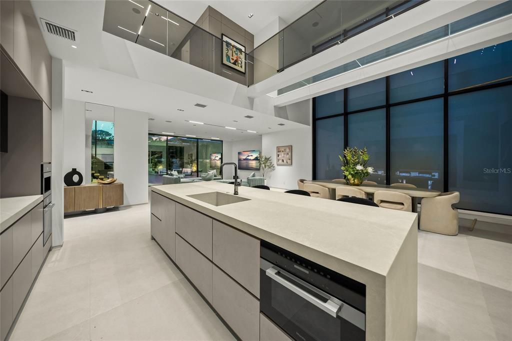 For Sale: $5,995,000 (5 beds, 5 baths, 5270 Square Feet)