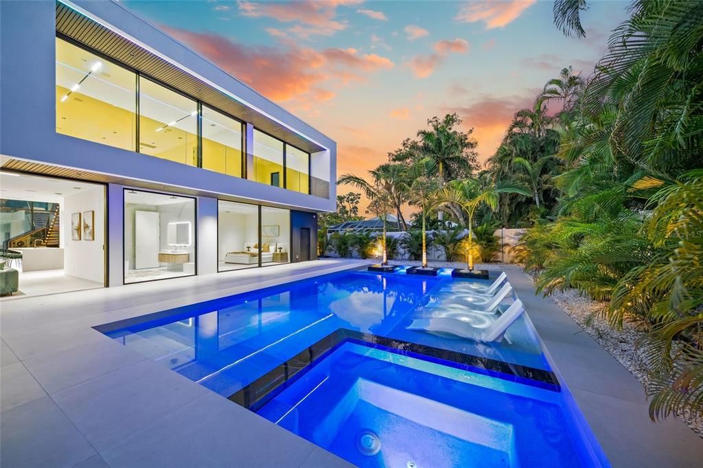 For Sale: $5,995,000 (5 beds, 5 baths, 5270 Square Feet)