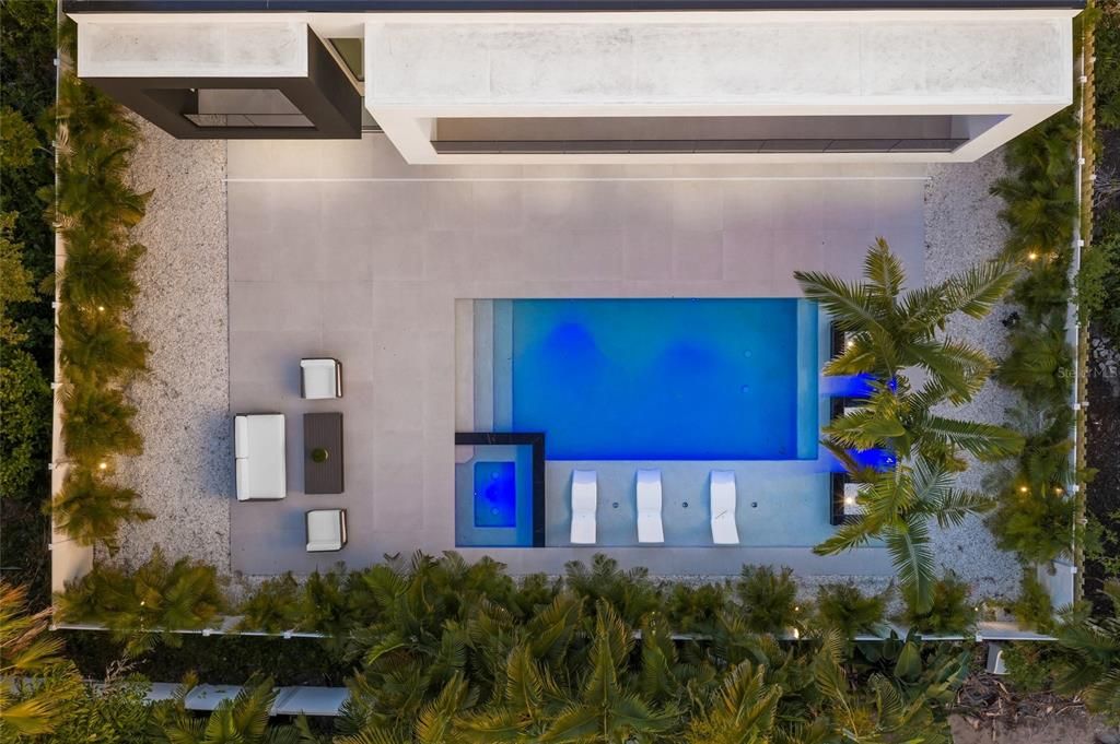For Sale: $5,995,000 (5 beds, 5 baths, 5270 Square Feet)