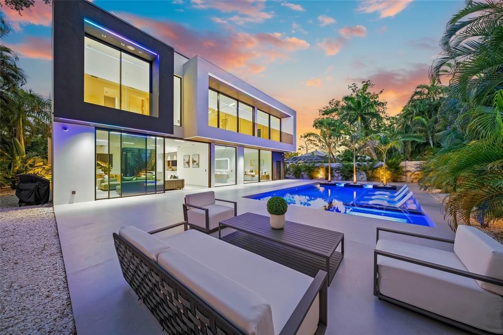 For Sale: $5,995,000 (5 beds, 5 baths, 5270 Square Feet)