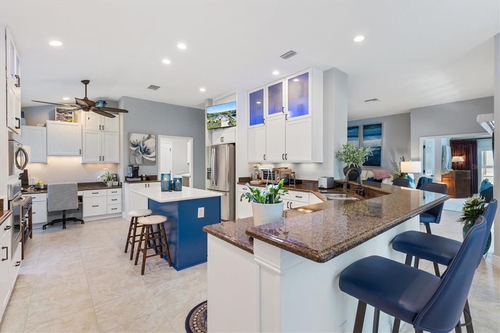En Venta: $885,000 (3 camas, 2 baños, 2183 Pies cuadrados)