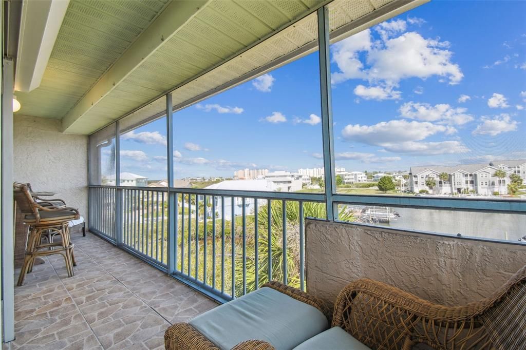 На продажу: $429,000 (3 спален, 3 ванн, 1680 Квадратных фут)