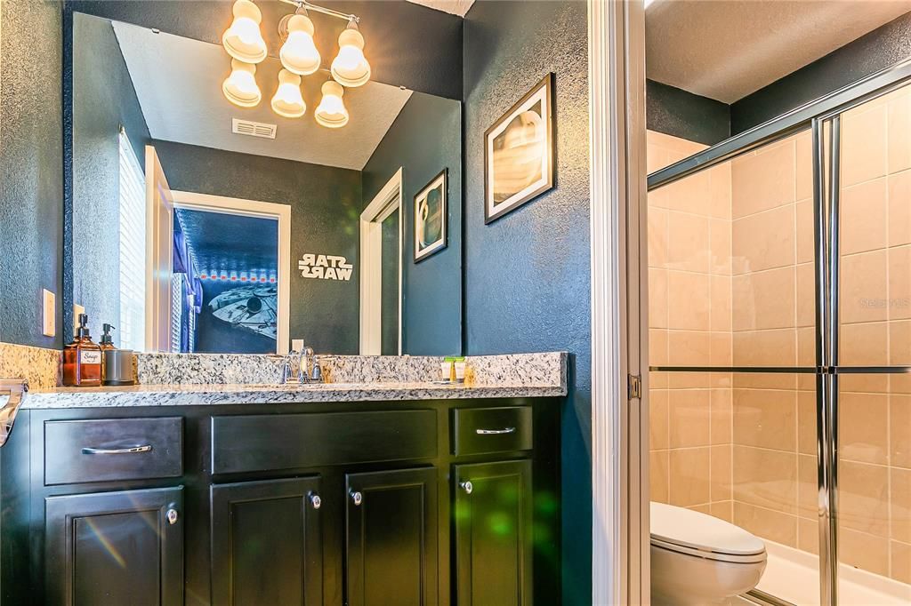 En Venta: $799,000 (10 camas, 8 baños, 4399 Pies cuadrados)