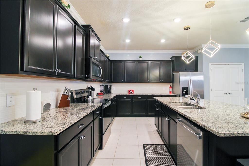 En Venta: $799,000 (10 camas, 8 baños, 4399 Pies cuadrados)