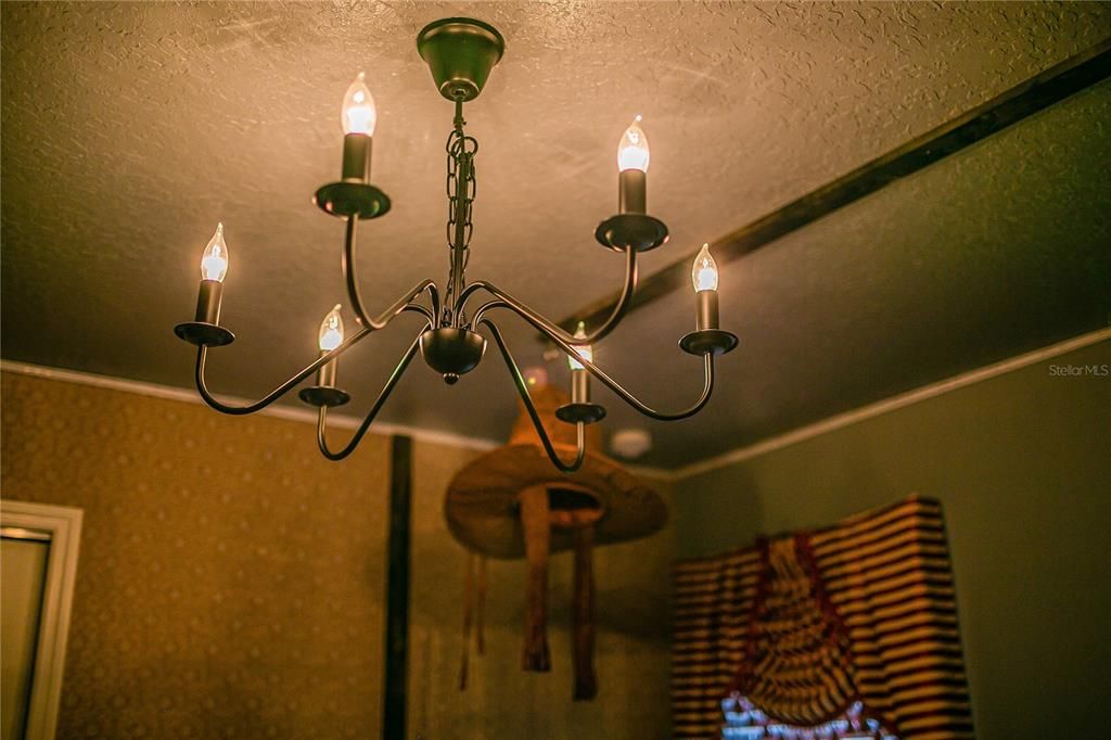 En Venta: $799,000 (10 camas, 8 baños, 4399 Pies cuadrados)