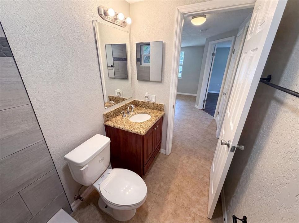 For Sale: $218,000 (2 beds, 2 baths, 1092 Square Feet)