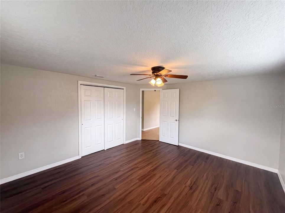 For Sale: $218,000 (2 beds, 2 baths, 1092 Square Feet)