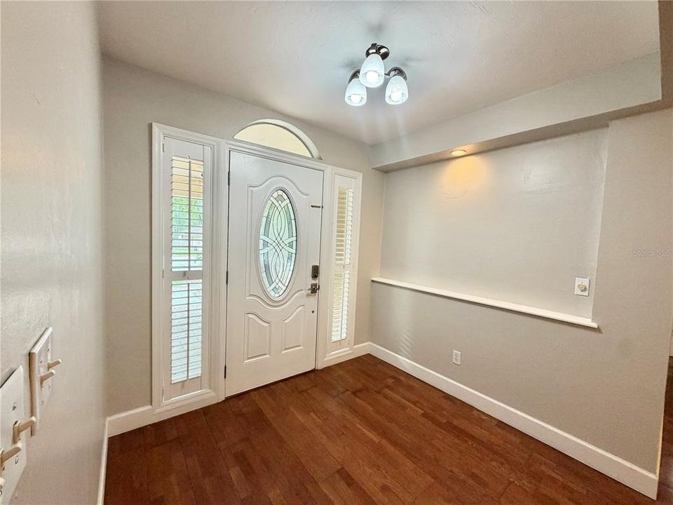For Sale: $419,900 (3 beds, 2 baths, 2174 Square Feet)