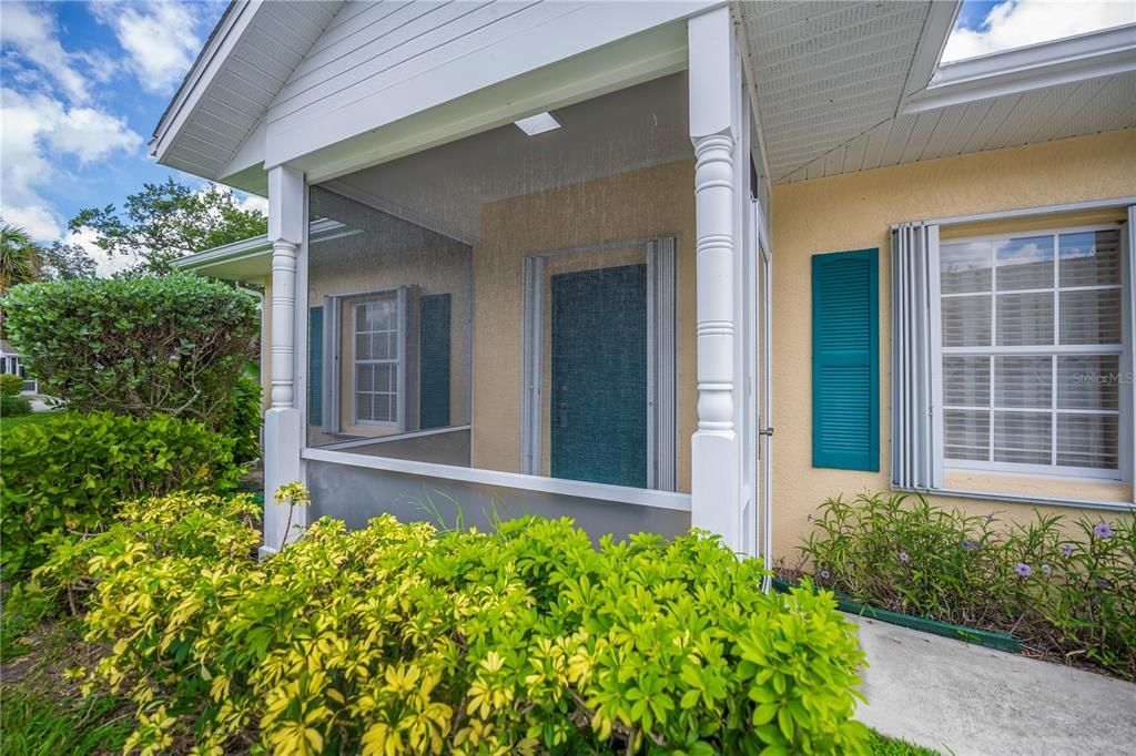 For Sale: $240,000 (2 beds, 2 baths, 1364 Square Feet)