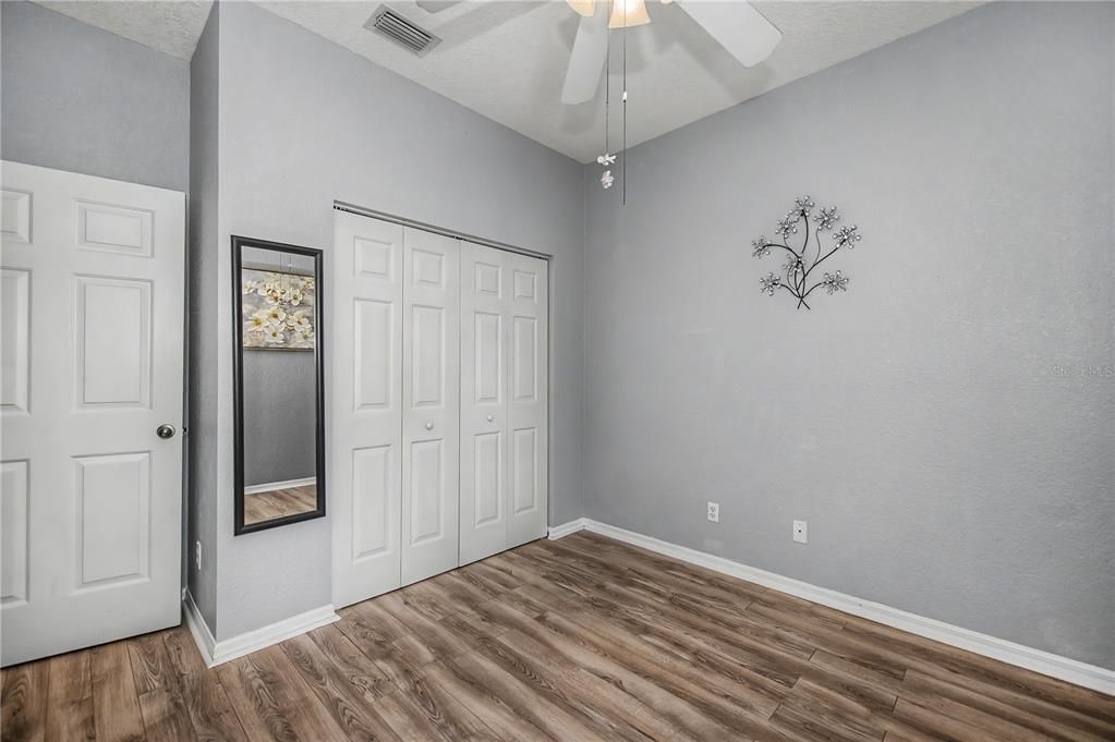 For Sale: $240,000 (2 beds, 2 baths, 1364 Square Feet)