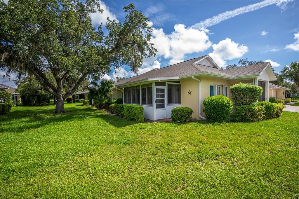 For Sale: $240,000 (2 beds, 2 baths, 1364 Square Feet)