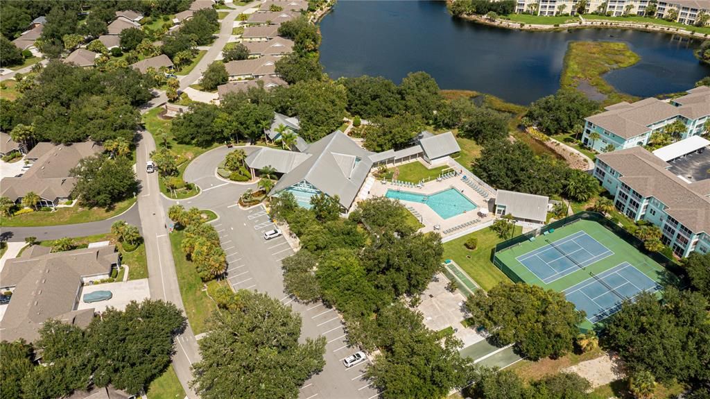 For Sale: $240,000 (2 beds, 2 baths, 1364 Square Feet)