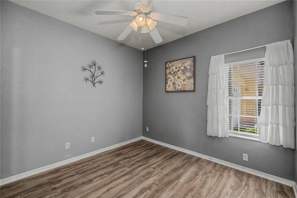 For Sale: $240,000 (2 beds, 2 baths, 1364 Square Feet)