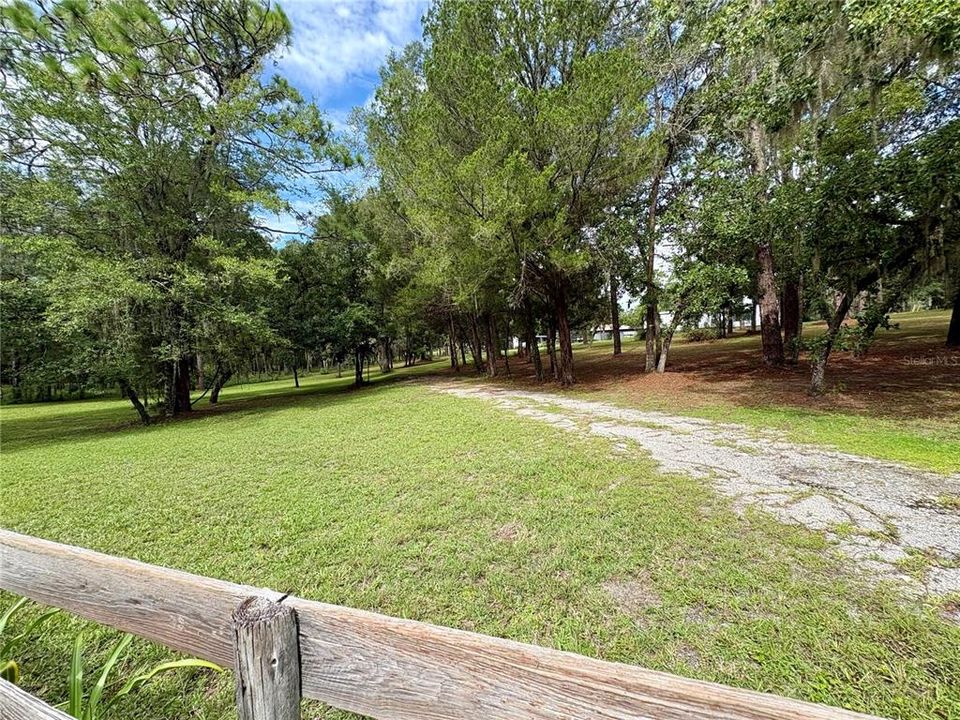 For Sale: $293,500 (3 beds, 2 baths, 1344 Square Feet)