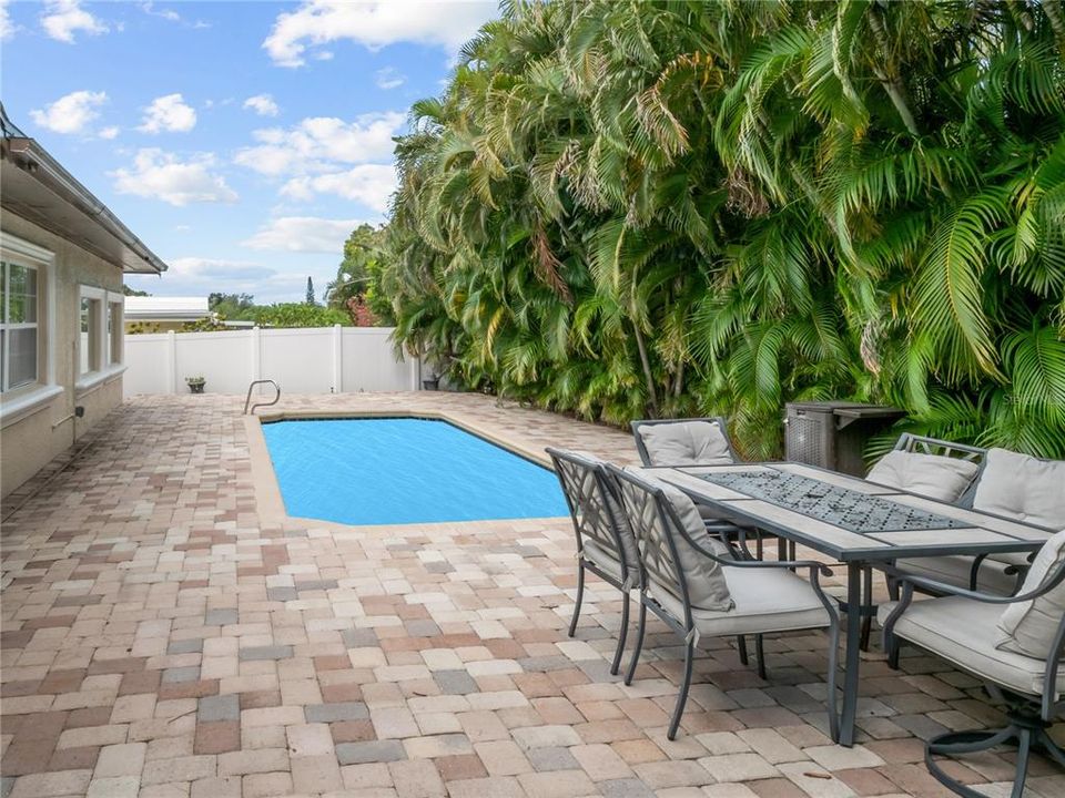 En Venta: $599,900 (3 camas, 2 baños, 1837 Pies cuadrados)