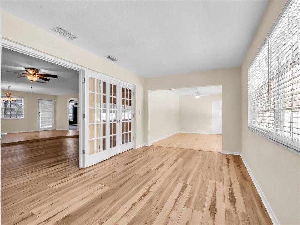 En Venta: $599,900 (3 camas, 2 baños, 1837 Pies cuadrados)