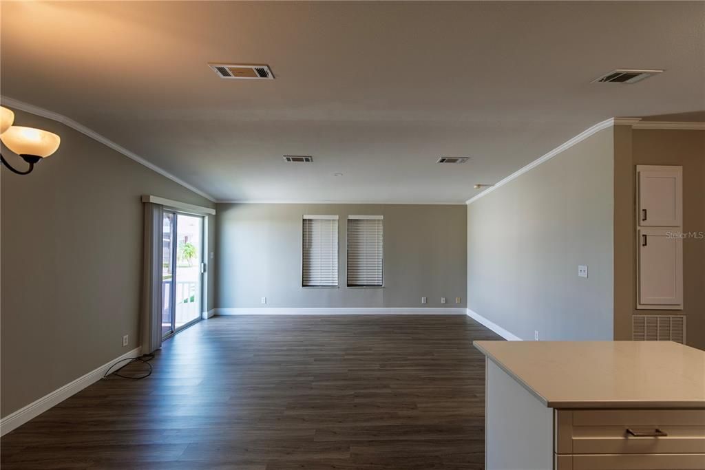 En Venta: $159,000 (2 camas, 2 baños, 960 Pies cuadrados)