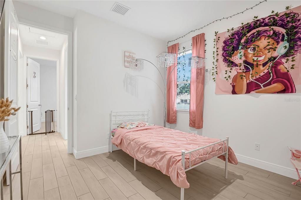 For Sale: $310,000 (3 beds, 2 baths, 1472 Square Feet)