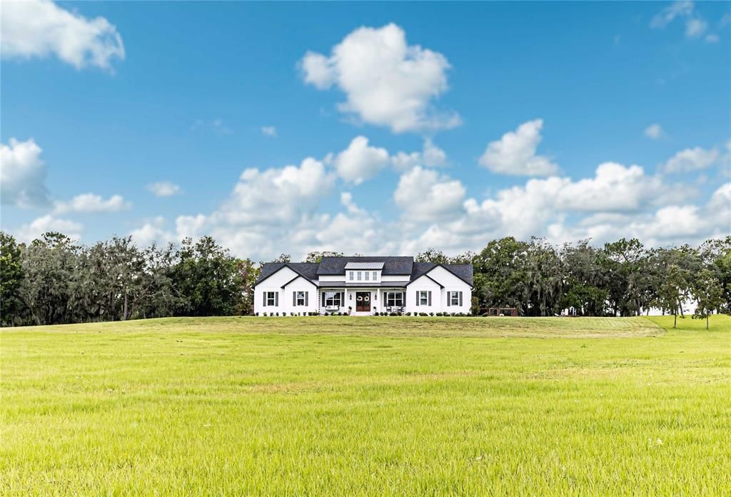 For Sale: $1,290,000 (4 beds, 3 baths, 3031 Square Feet)
