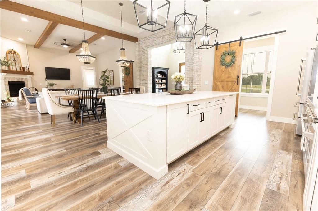 For Sale: $1,290,000 (4 beds, 3 baths, 3031 Square Feet)