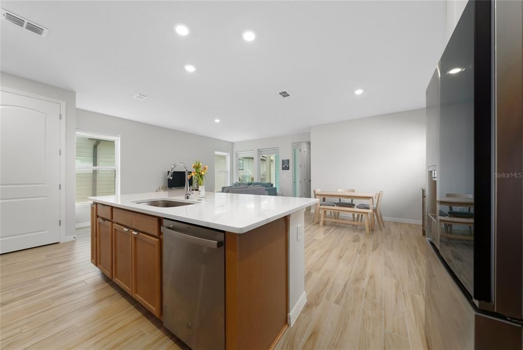 En Venta: $484,990 (3 camas, 2 baños, 1608 Pies cuadrados)
